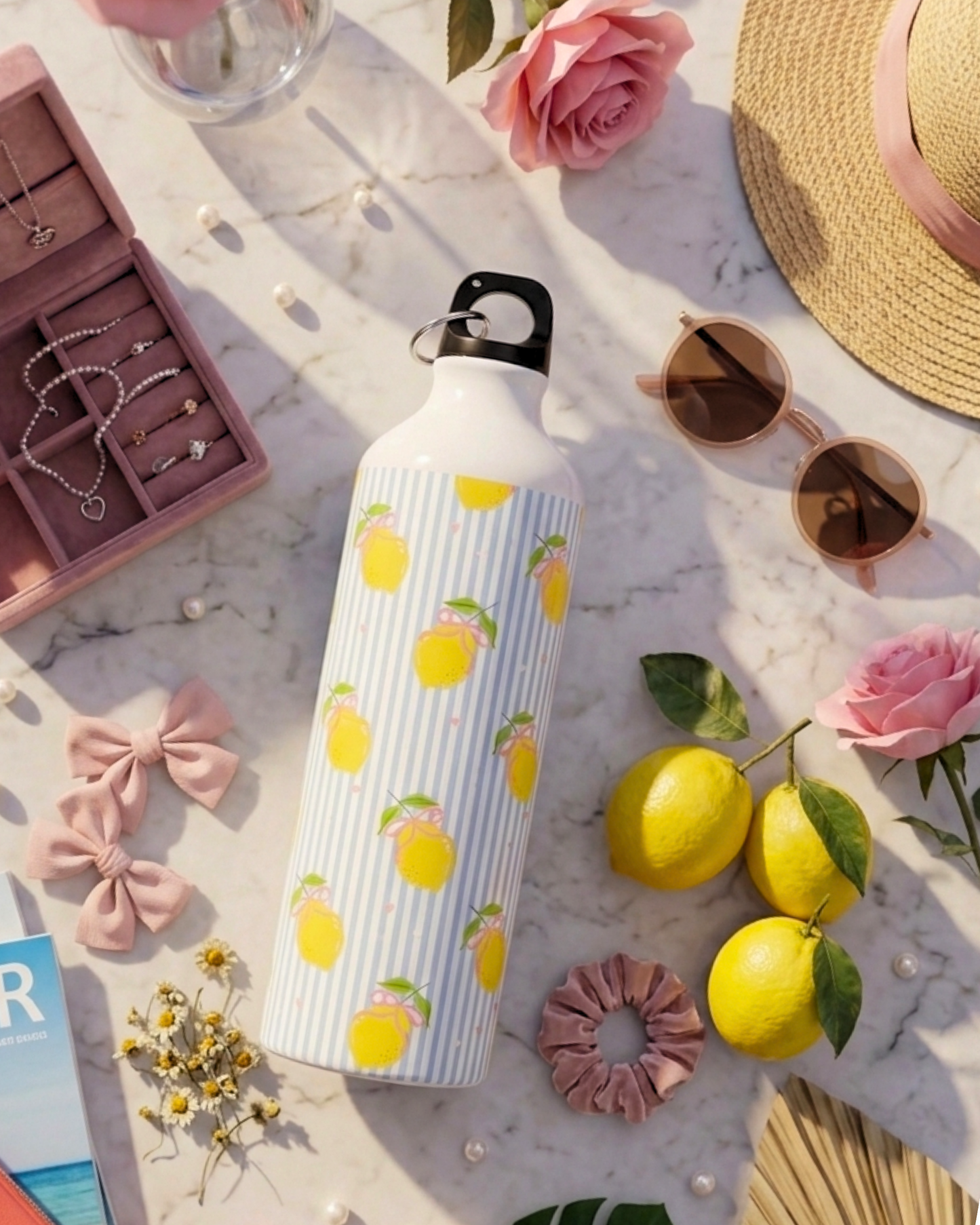 Lemon Breeze Sipper Bottle with Clip Cap (750 mL)