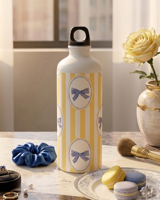 Sunbeam and Satin Sipper with Clip Cap (750 mL).
