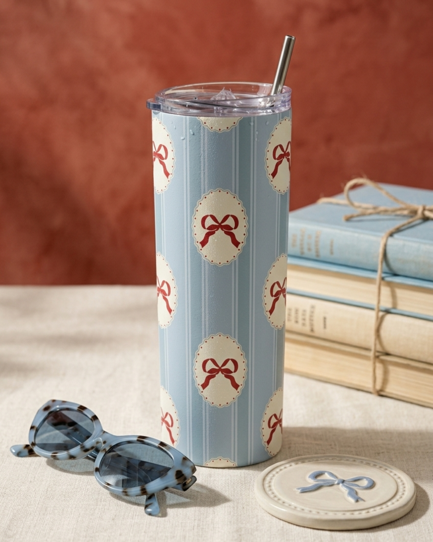 Stripe Me Pretty Mystery Tumbler with a Surprise Jewellery and Scrunchie