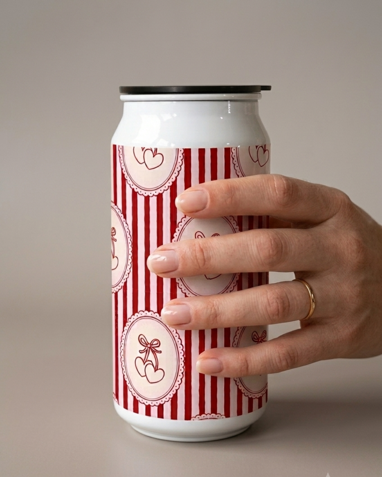 Pretty Hearts Can Style Drinkware with Lid